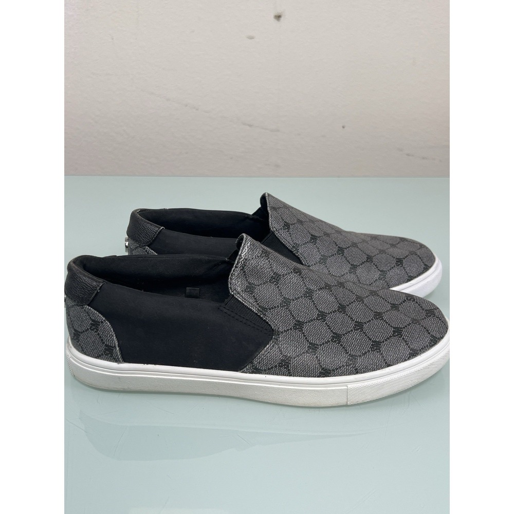 Steve Madden Nezzy Women's 8.5M Grey Monogram Slip On Fashion Sneakers